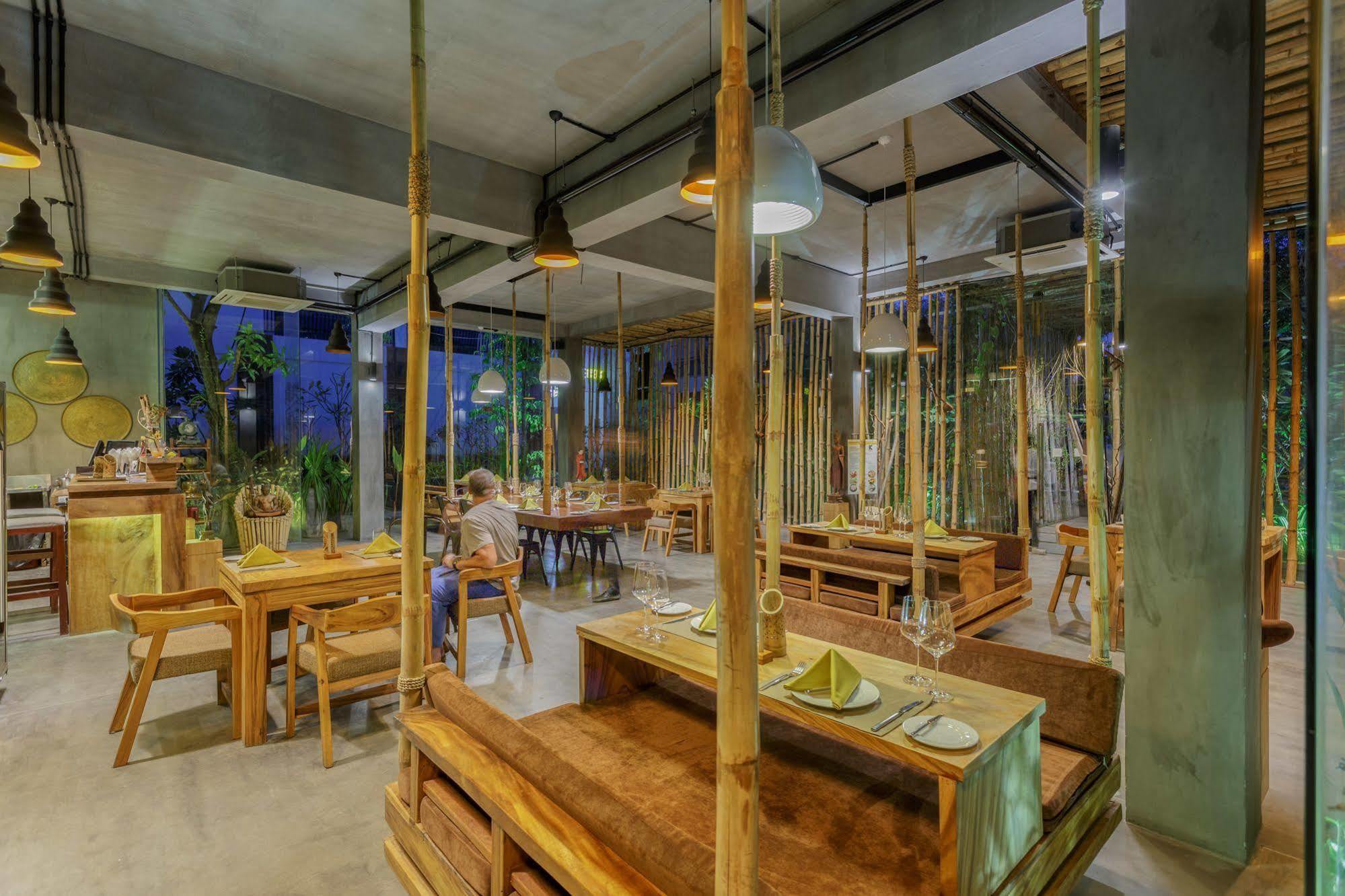 Les Bambous Village Siem Reap Exteriör bild